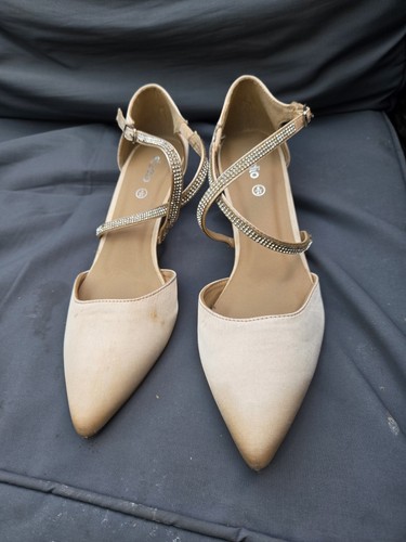 Stunning pair - stunning, of