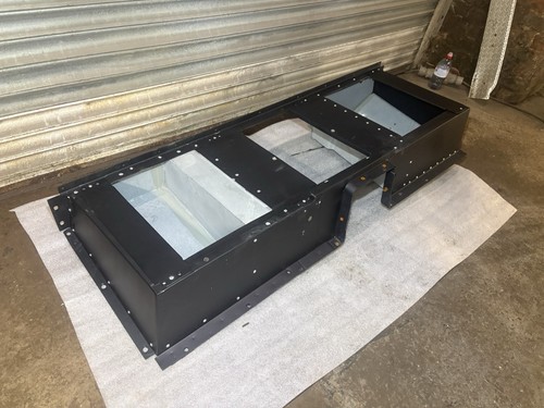 Refurbished land rover - land,