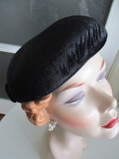 VINTAGE 1950s HAT