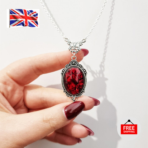 Gothic vampire cameo pendant - gothic,