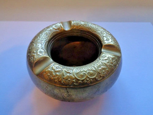 Vintage solid brass ashtray - brass,