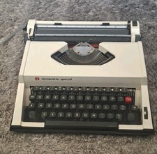 Vintage Olympia Splendid 66 Typewriter – Olympiette Special – Portable Manual 