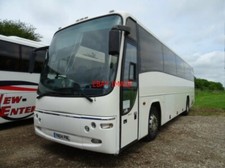 PHOTO  TN TRAVEL VOLVO B12B BUS NO 104 REG YN04 PNL