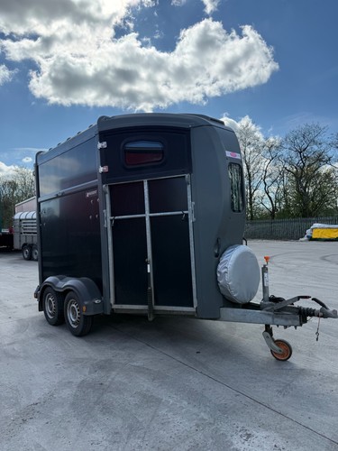 Nugent horsebox spirit 20 - horsebox,