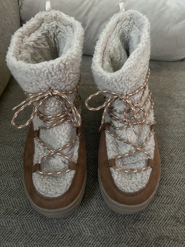 Old navy cocoon boot - navy,