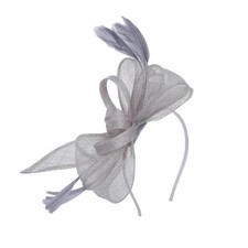 Elegant Looped Fascinator