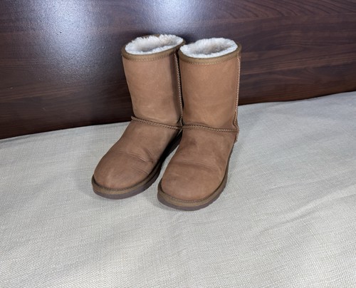 Ugg classic short boots - classic, ii
