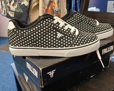 Black Polka Dot, Spotty Fallen