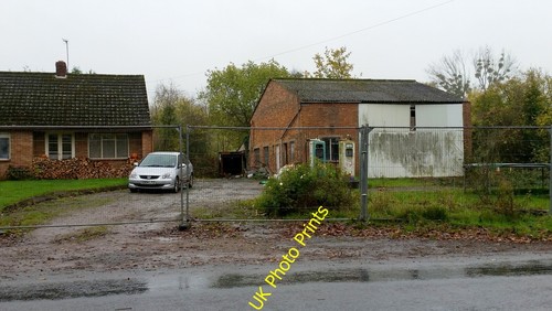 Photo 6x4 garage - 6x4, aston
