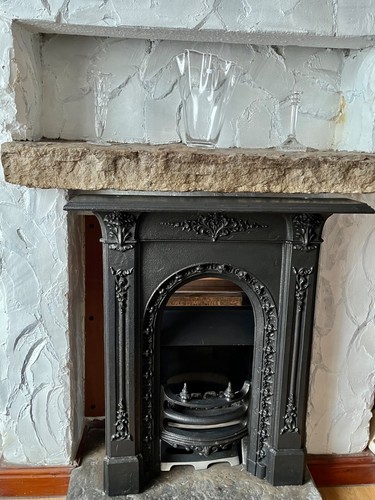 Medium black antique victorian - medium,