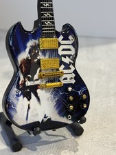 AC/DC miniature Guitar - 10