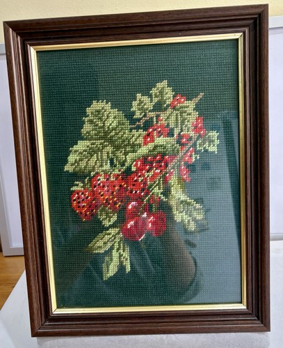 Beautiful framed fruit - beautiful,