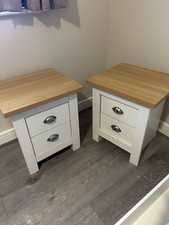 Set Of 2 Heritage 2 Drawer Bedside Tables In Oak And White