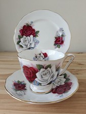 Queen Anne Duet Vintage Bone