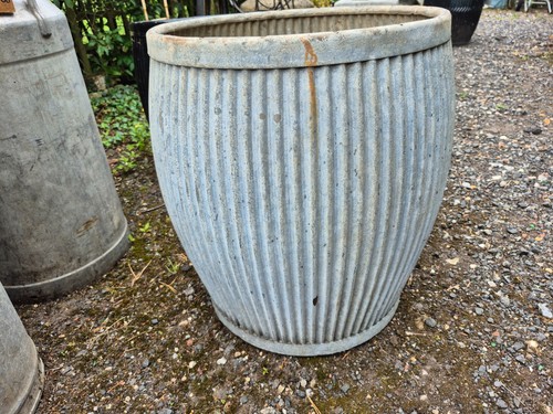 Vintage galvanised dolly tub - galvanised,