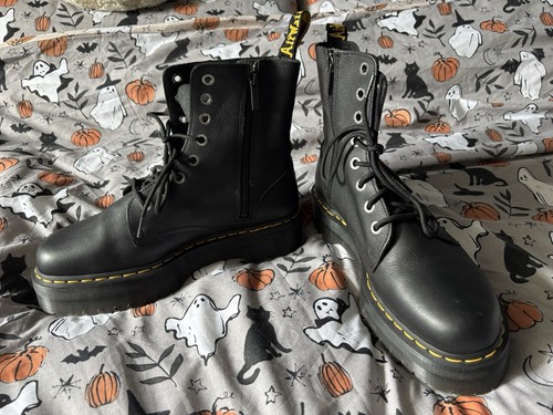 Genuine martens docs - /,