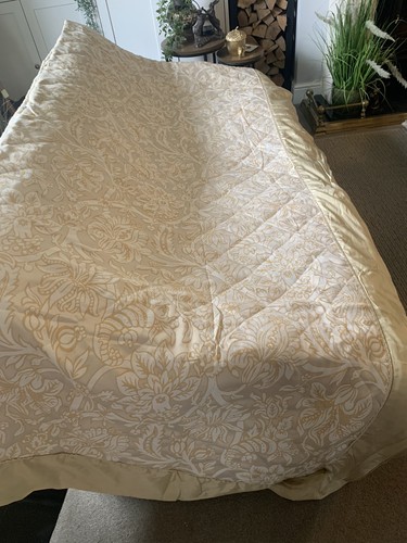 Sanderson gold jacquard - sanderson,