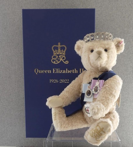 Steiff 2023 queen elizabeth - steiff, ii
