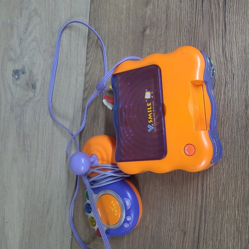 Vtech smile console with - v,