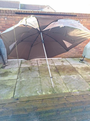 Fishing brolly gear - brolly, tf
