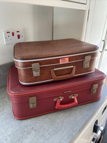 Vintage small brown british - small,