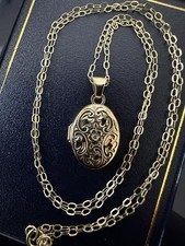 Vintage 9K Gold Small Oval