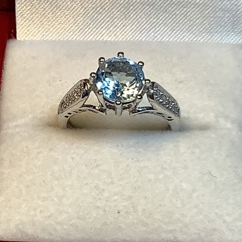 9ct white gold 5ct - 9ct, blue