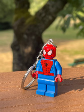 LEGO Spider-Man Keychain / Keyring - MARVEL Superheroes Red/Blue Suit Minifigure