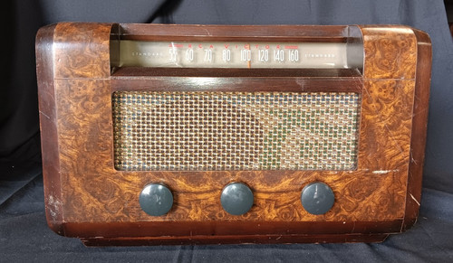 Vintage rca victor radio model - rca,