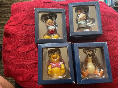 Disney showcase collection - showcase,
