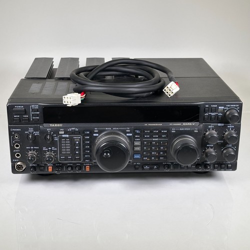 Yaesu 1000mp mark hf - yaesu, v