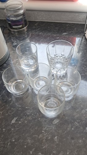 Assorted glass tumblers - 6,