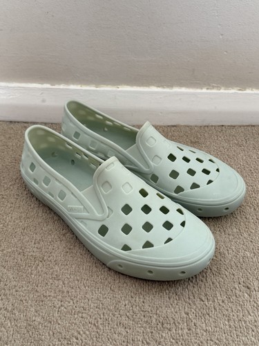 Vans trek slip shoes - vans, on