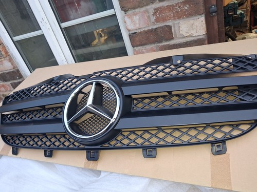 Mercedes sprinter front - mercedes,