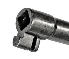 UNUSUAL Hollow Square Tip