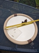 Retro 1970s/1980s Cream