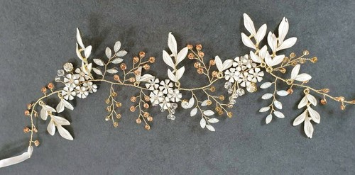 Pretty gold tone - pretty,