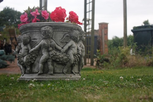 Large stone plant - (new),