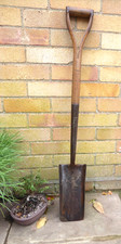 Vintage  BULLDOG trenching Spade - Y handle - HEAVY DUTY. Post Hole.