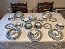 Wedgwood florentine turquoise vintage tea set (36 pieces in total)