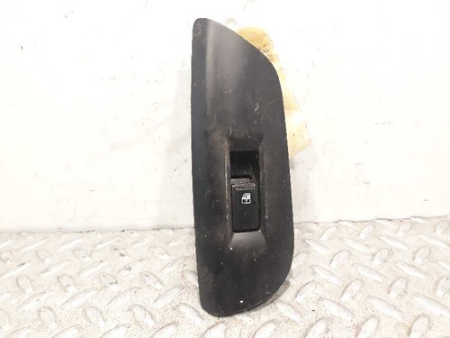 Right front power window - front,