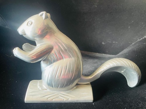 Aluminium metal squirrel - aluminium,