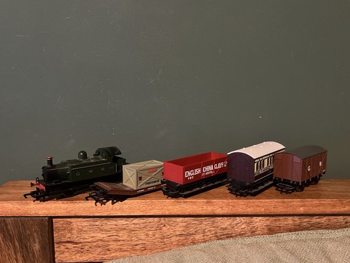 Hornby r1161 gauge train - oo,