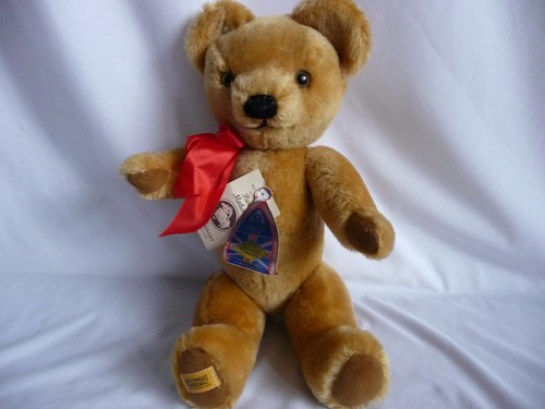 Merrythought teddy bear - merrythought,