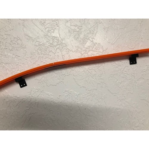 Track wall mount hot wheels - track,