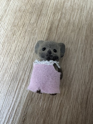 Sylvanian families billabong - families,