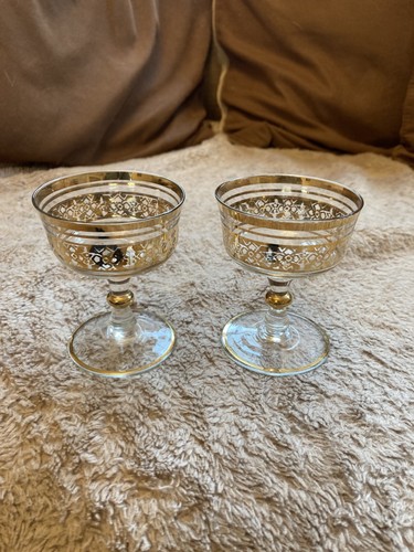 Vintage champagne coupes 3 - coupes, x2