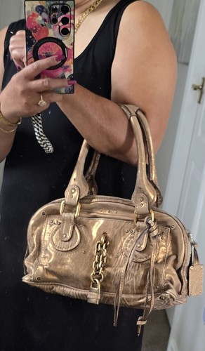 Rare vintage chloe - vintage, gold