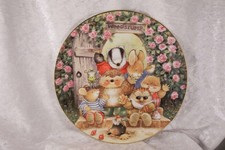 Royal Doulton Country Companions Gordon Fraser Welcome to Woodstump plate 1997
