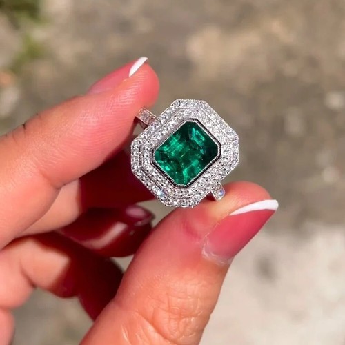 Emerald cut diamond - 3.50,